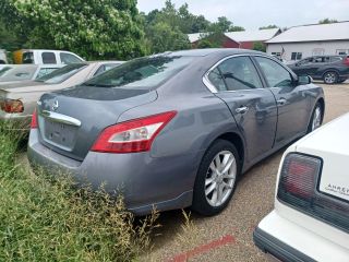 2010 Nissan Maxima 3.5 SV - Exterior Rear Right Corner Image